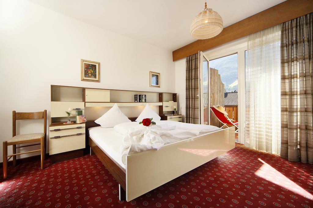 Alpina Residence Naturns Room photo
